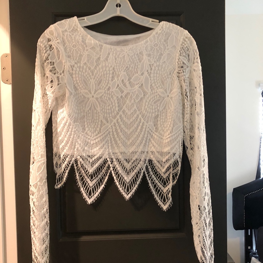 Long sleeve crop top